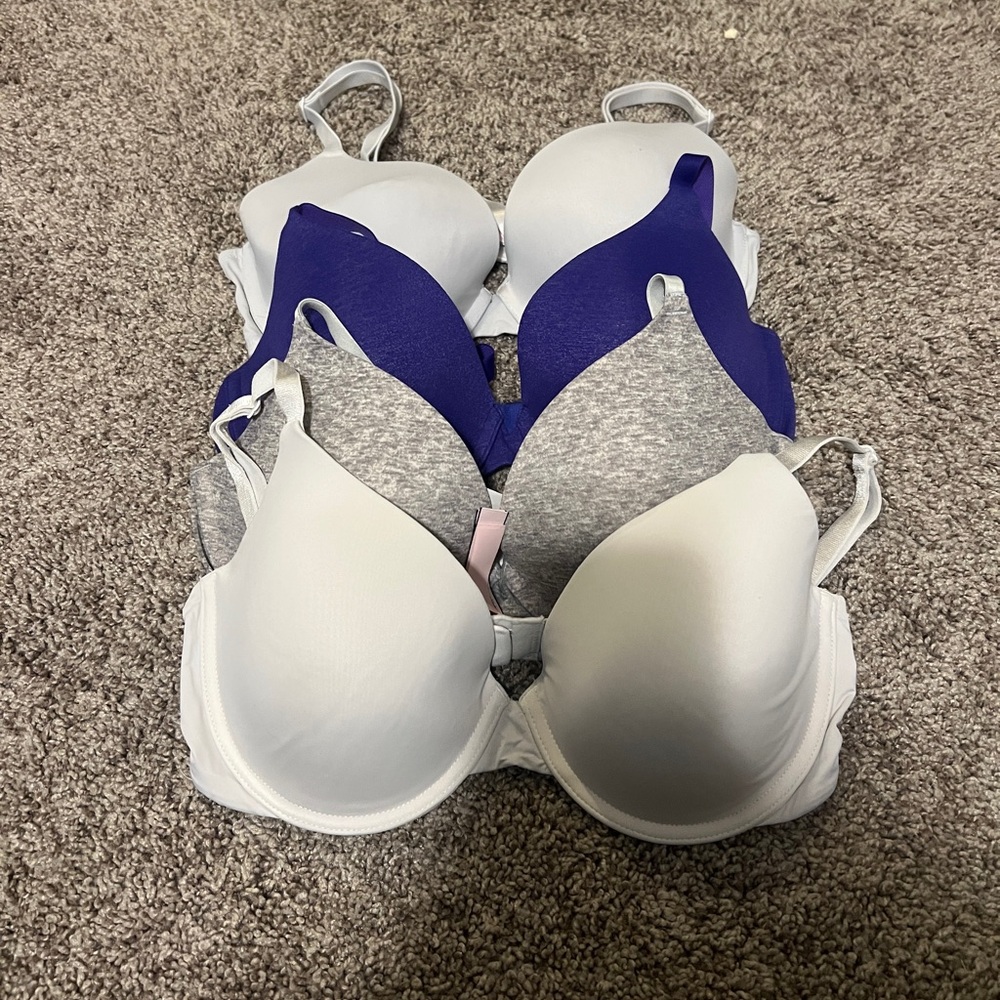 Victoria’s Secret Bras Lot 34D